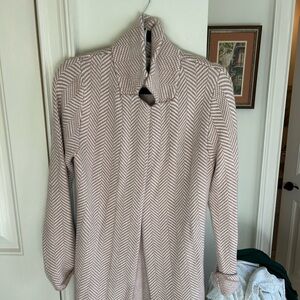 Chic Herringbone Patterned Coat/sweater